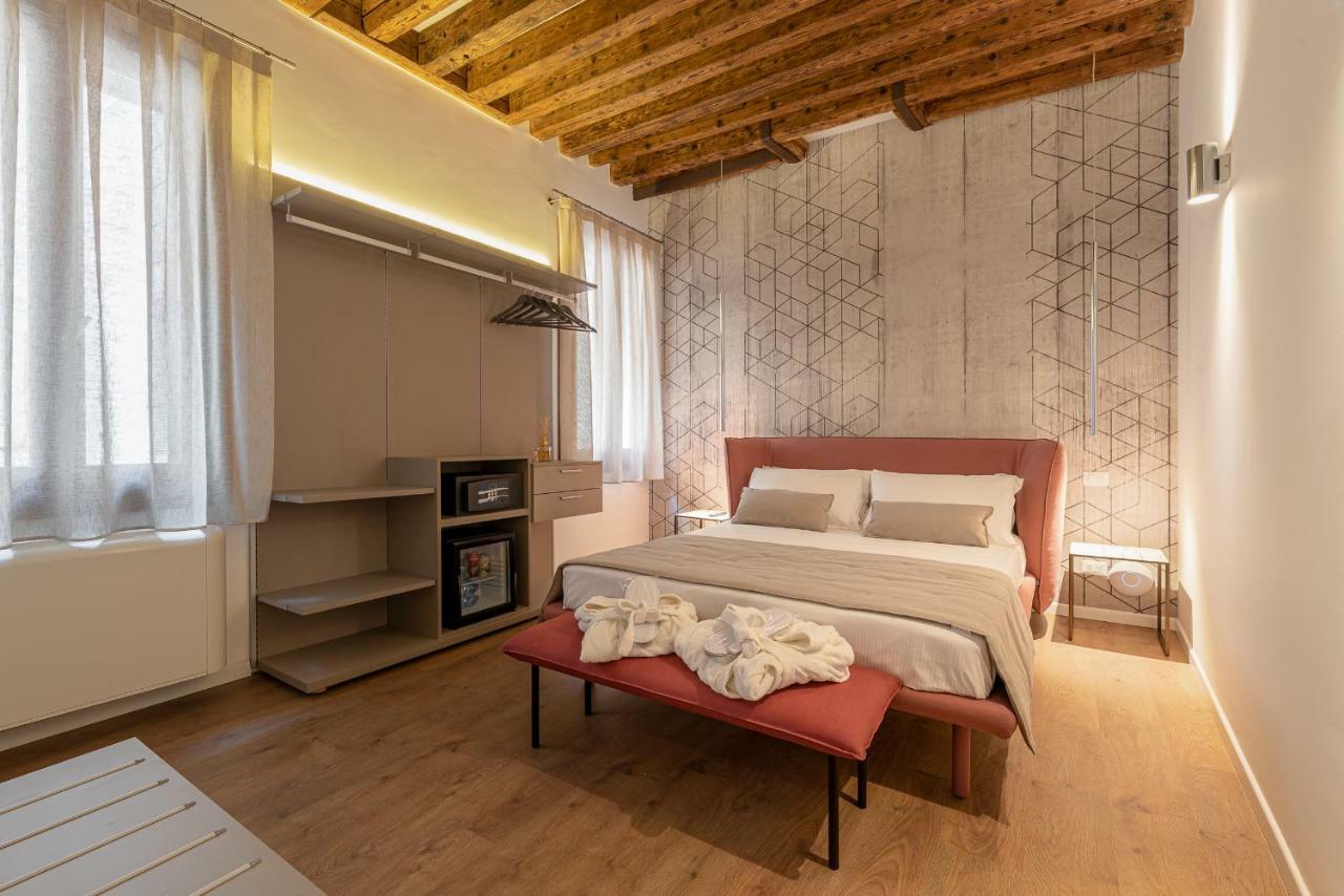 La Finestra Sulle Beccarie Gasthof 2*